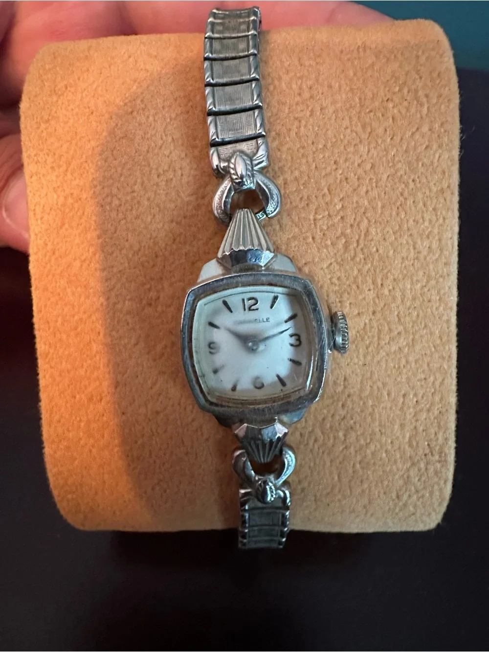 Ladies Vintage Silver-Tone Bracelet Watch — White Dial. Working!!